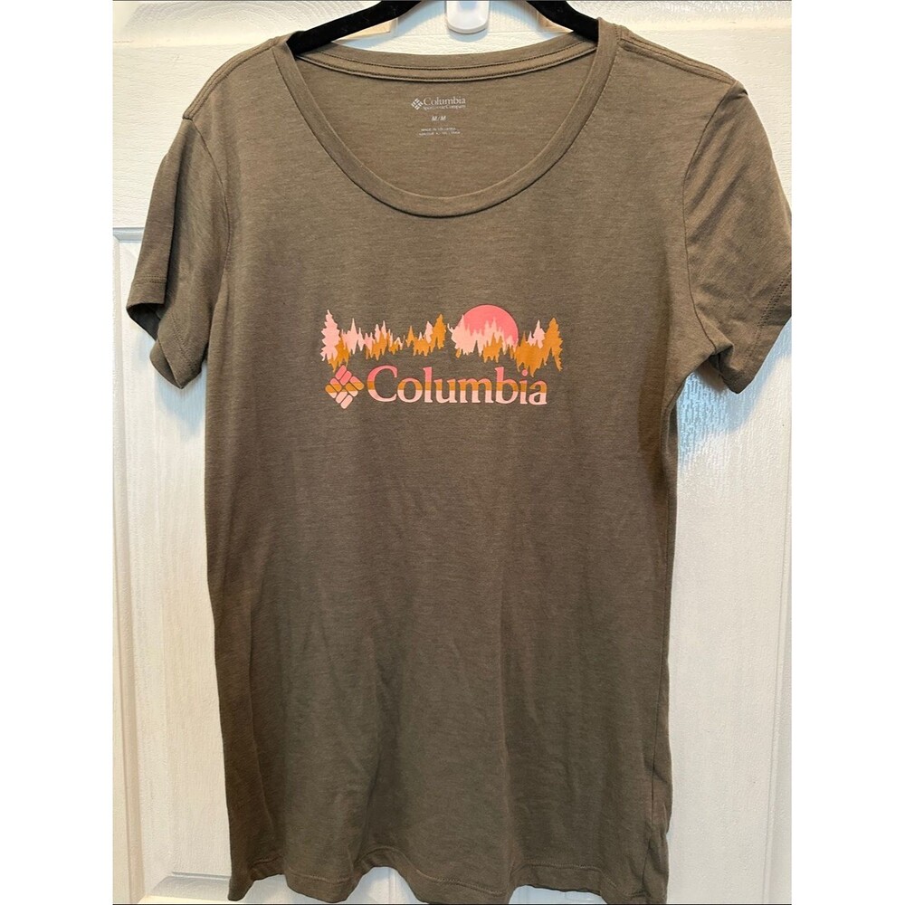 Columbia Olive Short-Sleeve Graphic Tee with Sunset Logo Size Med